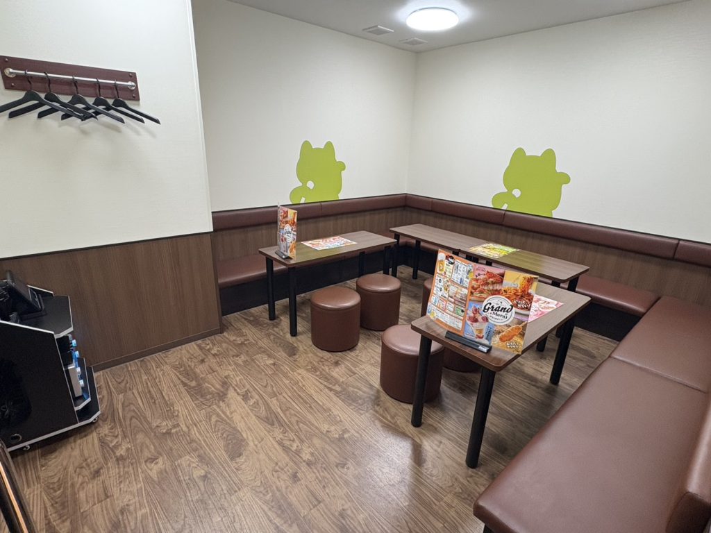 All-Night Private Rooms